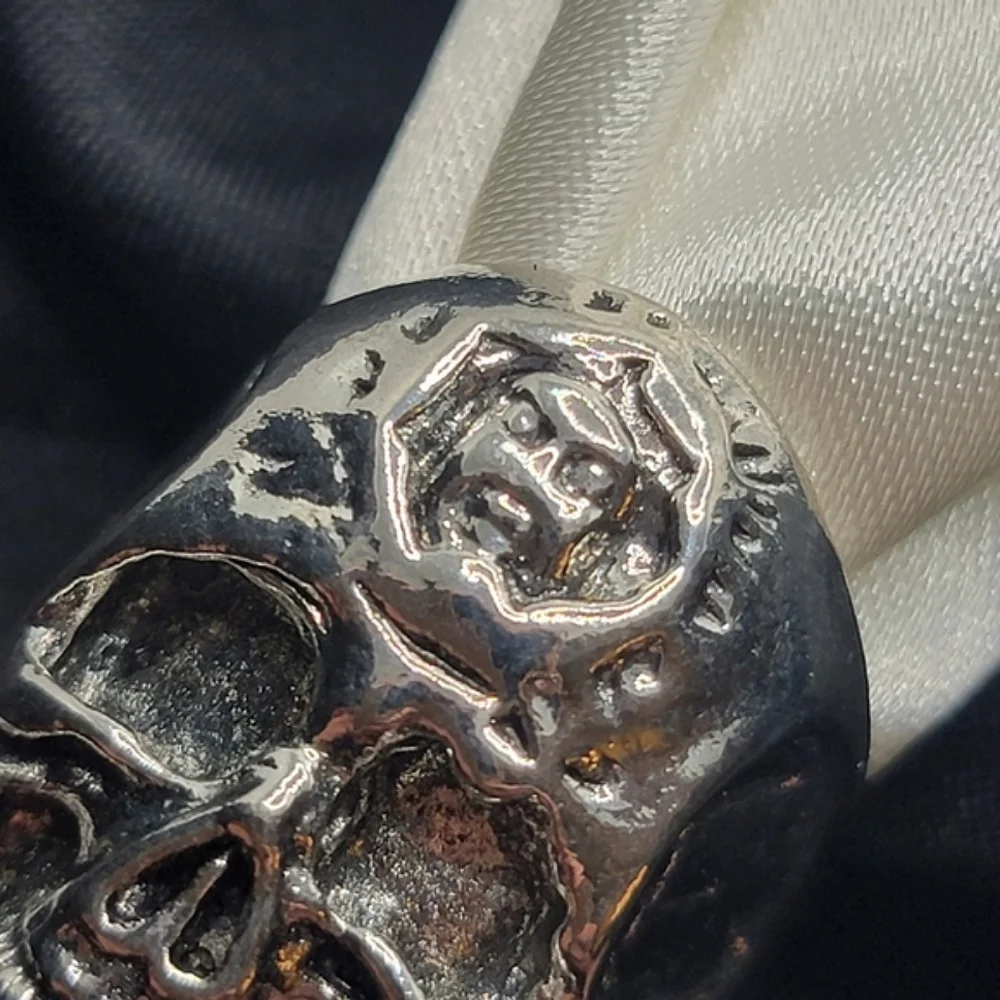 Third eye skull ring
